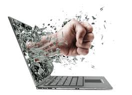 Bozuk ekran görüntüsü – Notebook ekran arızası çözümü